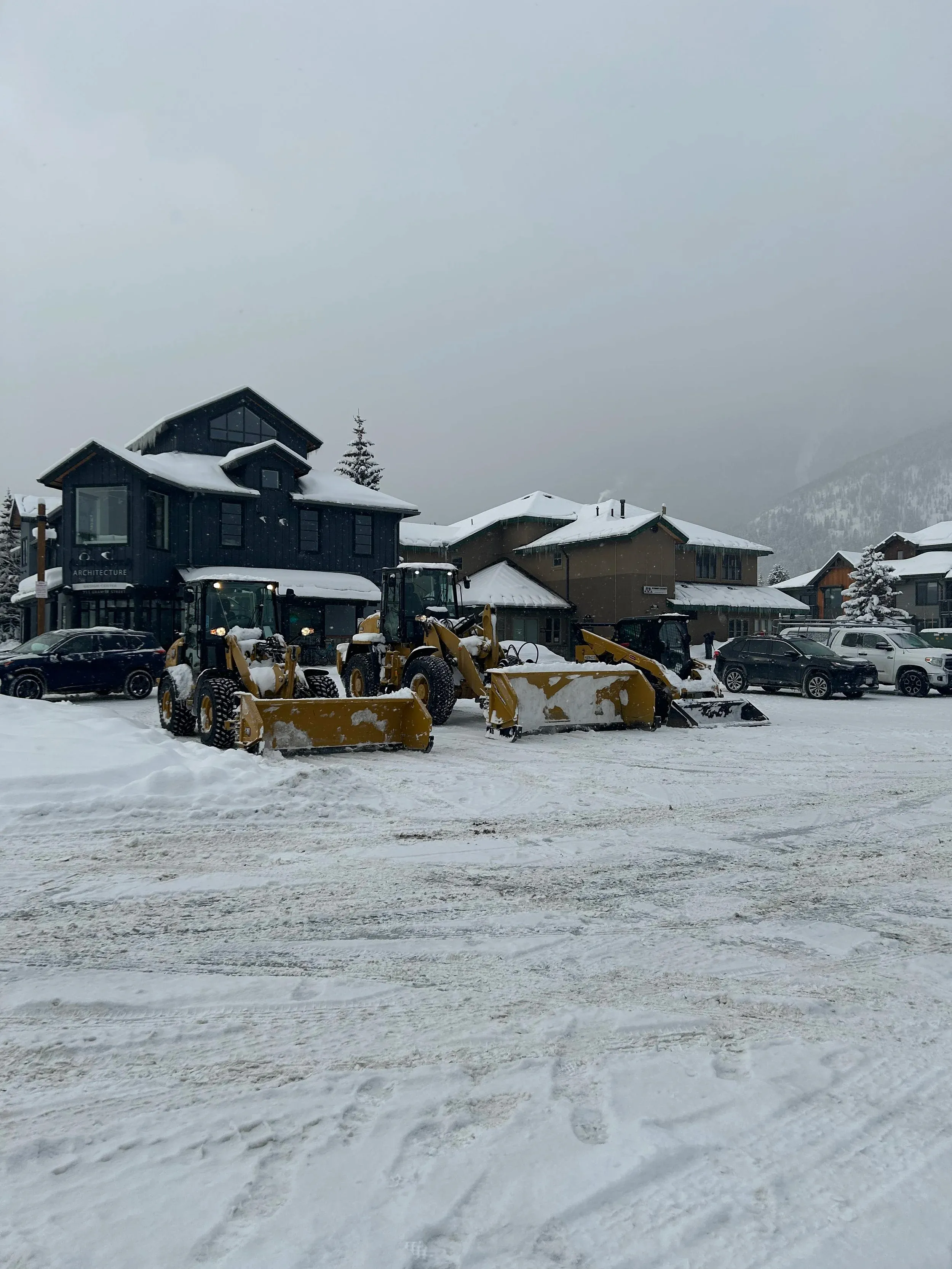 Alpine Snowworks snow site at dusk